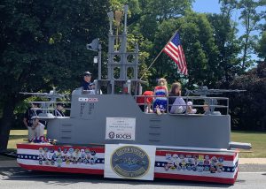 Submarine float constructed by Capital Region BOCES students