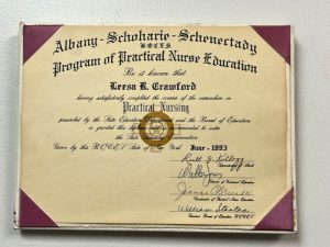 A picture of a diploma