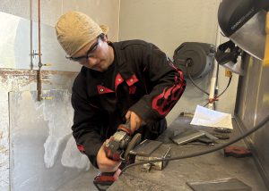 Owen VanVranken grinds